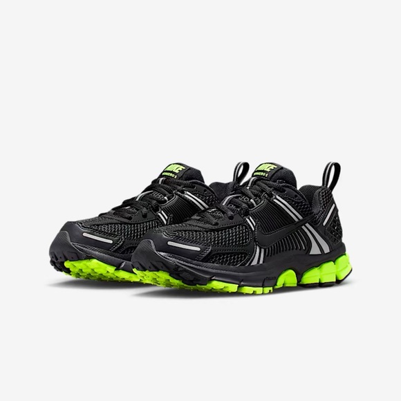 Nike vomero 5 7Y 8.5 W - Picture 1 of 8